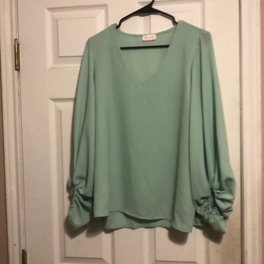 New Pink Lily Mint Puff Sleeve Blouse